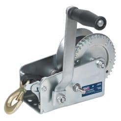 Sealey Geared Hand Winch with Webbing Strap 900kg Capacity - Image