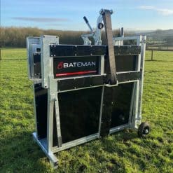 Bateman Premium Calf Dehorning Crate - Image